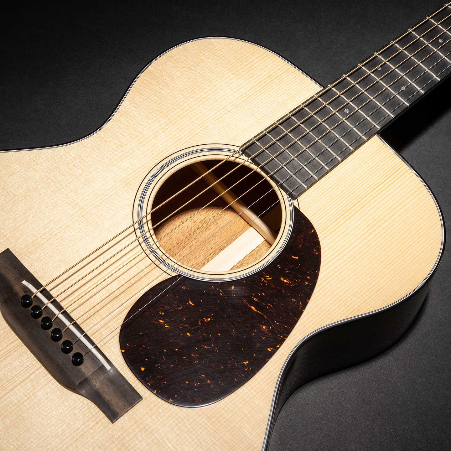 Most Lightweight String Choosing the Best Acoustic Guitar Strings for Your Needs « Tone Tailors